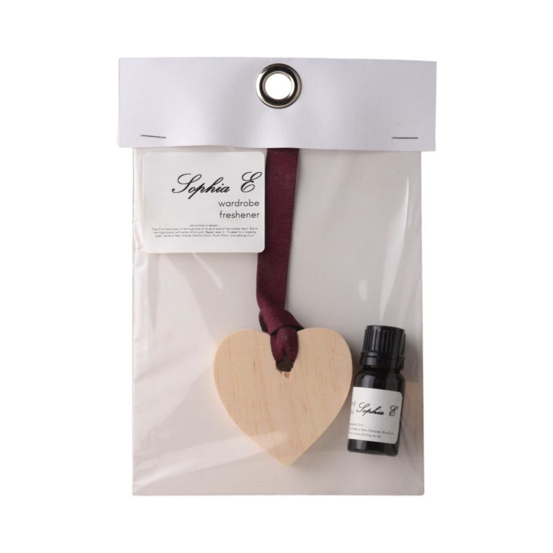 Sophia E wooden heart 11ml fragrance oil wardrobe freshener